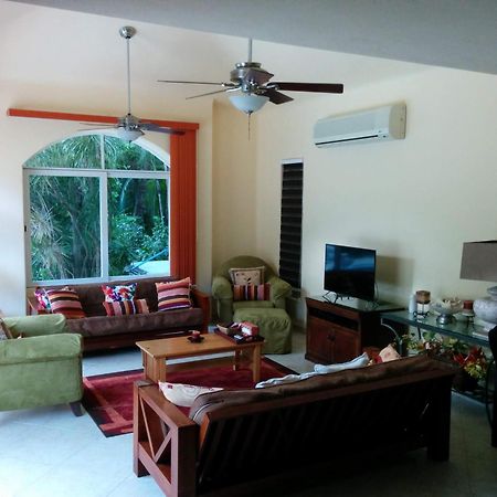 Casa Beard, Spacious Guest House With High Speed Wifi & Pool. Playa del Carmen Exteriör bild